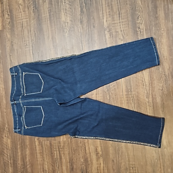Catherine's petite jeans - Picture 3 of 6